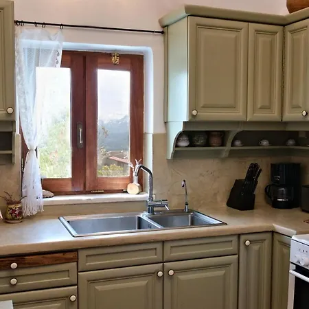 Athina Villa Megala Chorafia