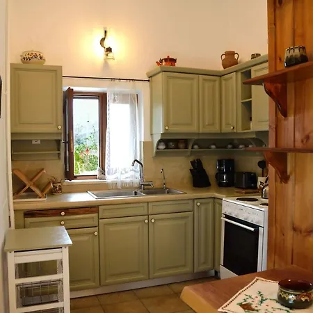 Villa Athina *